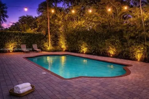18163 SW 149th Place Miami FL 33187