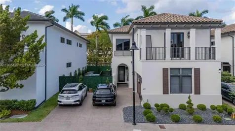 8115 NW 48th Terrace Doral FL 33166