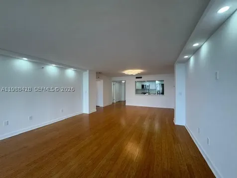 801 N Venetian Drive Miami FL 33139