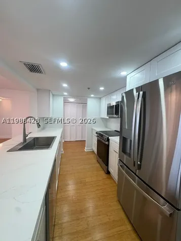 801 N Venetian Drive Miami FL 33139