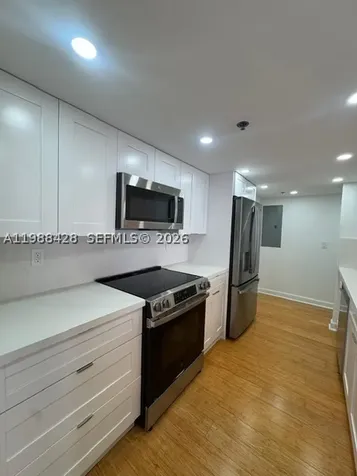 801 N Venetian Drive Miami FL 33139