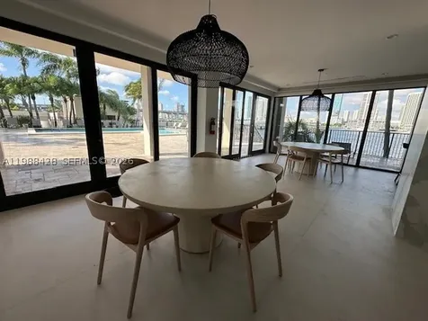 801 N Venetian Drive Miami FL 33139