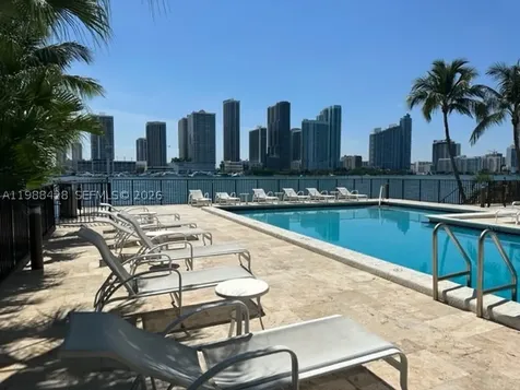 801 N Venetian Drive Miami FL 33139
