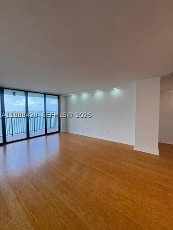 801 N Venetian Drive Miami FL 33139