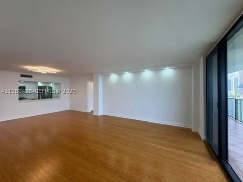 801 N Venetian Drive Miami FL 33139