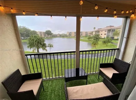 7900 NW 50th Street Lauderhill FL 33351