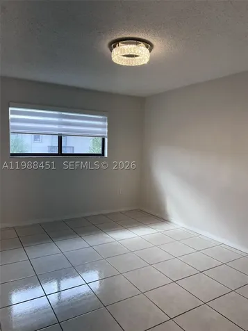 5480 W 21st Court Hialeah FL 33016