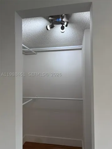 5480 W 21st Court Hialeah FL 33016