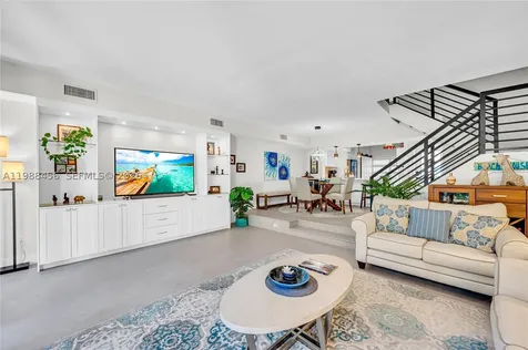 7018 SW 53rd Lane Miami FL 33155