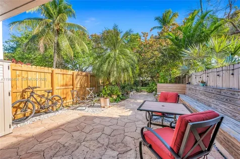 7018 SW 53rd Lane Miami FL 33155