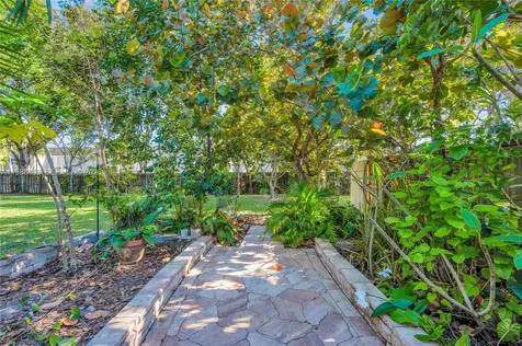 7018 SW 53rd Lane Miami FL 33155
