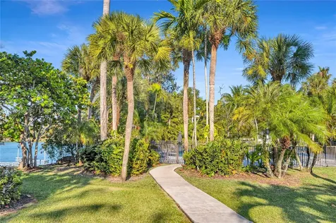 7018 SW 53rd Lane Miami FL 33155