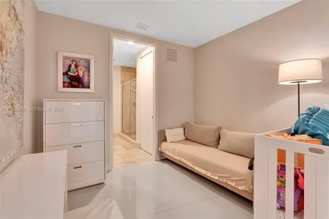 18201 Collins Avenue Sunny Isles Beach FL 33160