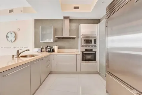 18201 Collins Avenue Sunny Isles Beach FL 33160