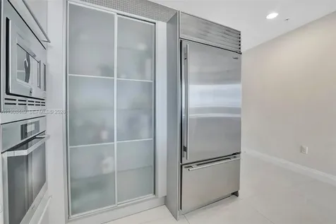 18201 Collins Avenue Sunny Isles Beach FL 33160