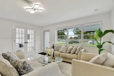 1220 NE 8th Street Pompano Beach FL 33060