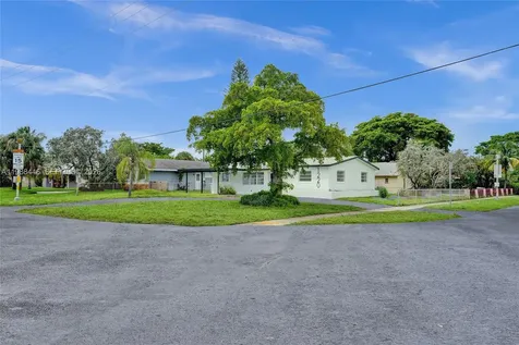 1220 NE 8th Street Pompano Beach FL 33060