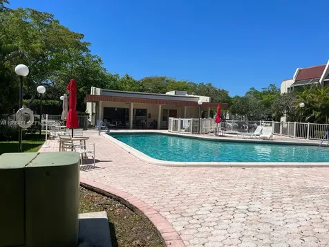 301 N Pine Island Road Plantation FL 33324