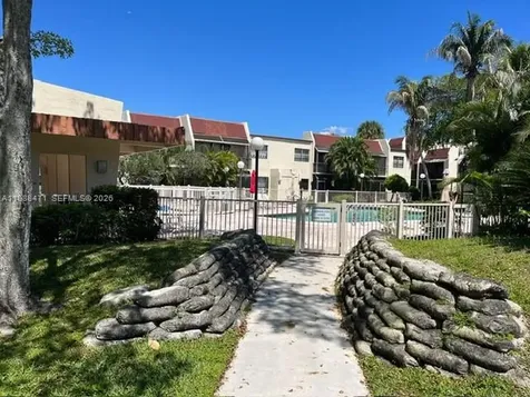 301 N Pine Island Road Plantation FL 33324