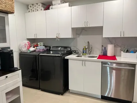 301 N Pine Island Road Plantation FL 33324