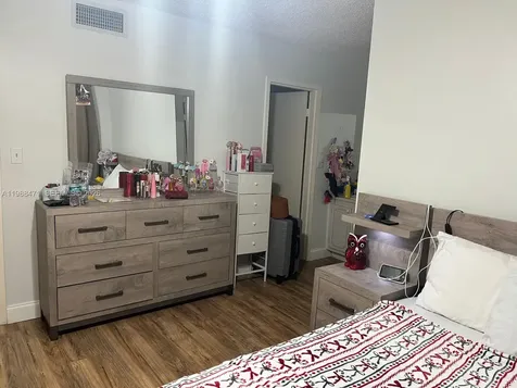 301 N Pine Island Road Plantation FL 33324
