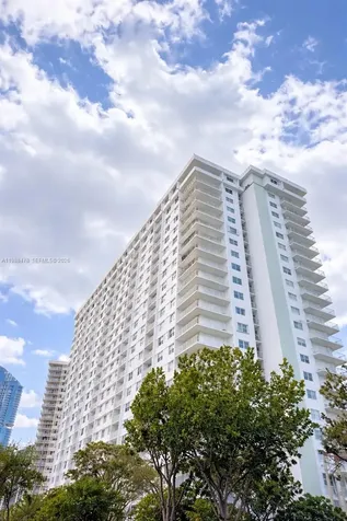 500 Bayview Drive Sunny Isles Beach FL 33160