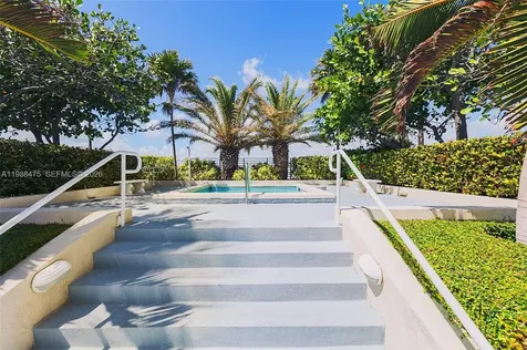 7330 Ocean Terrace Miami Beach FL 33141