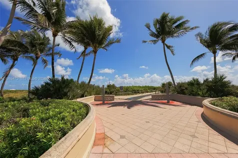 7330 Ocean Terrace Miami Beach FL 33141