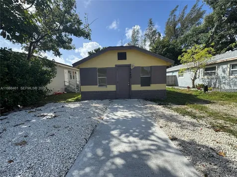 2240 Greene Street Hollywood FL 33020