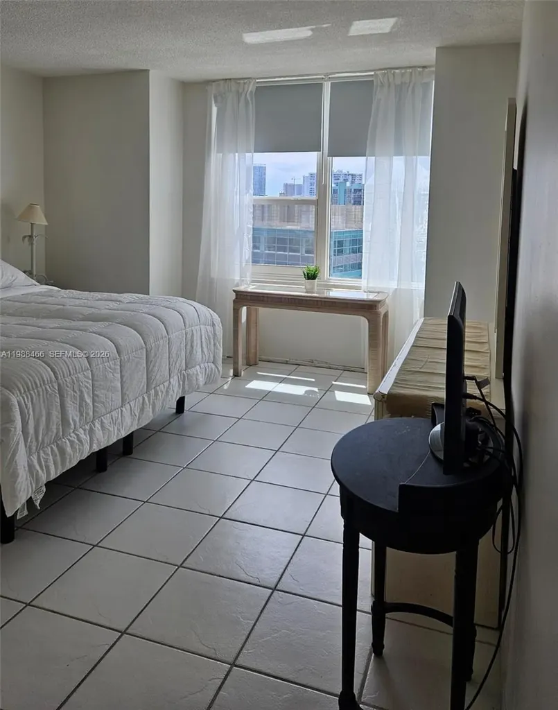 3505 S Ocean Drive Hollywood FL 33019