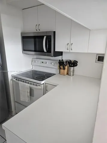 3505 S Ocean Drive Hollywood FL 33019