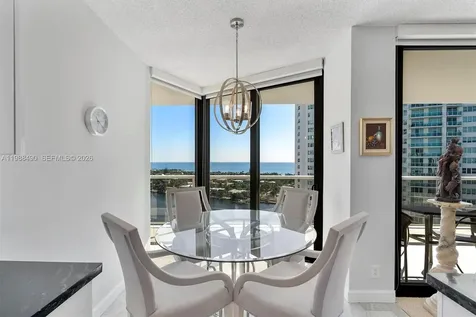 20281 E Country Cub Drive Aventura FL 33180