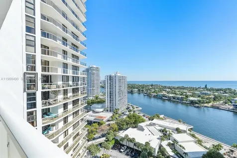 20281 E Country Cub Drive Aventura FL 33180