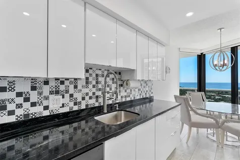 20281 E Country Cub Drive Aventura FL 33180