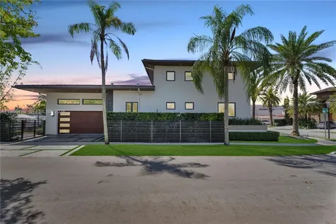 12885 N Bayshore Drive North Miami FL 33181