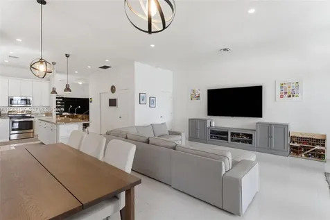 3407 Day Avenue Miami FL 33133