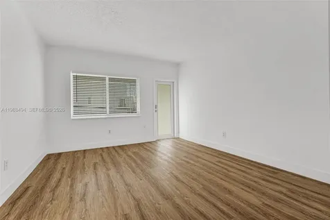 319 80th Street Miami Beach FL 33141