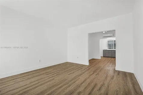 319 80th Street Miami Beach FL 33141