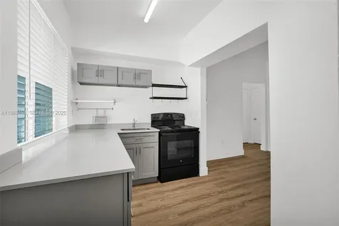 319 80th Street Miami Beach FL 33141