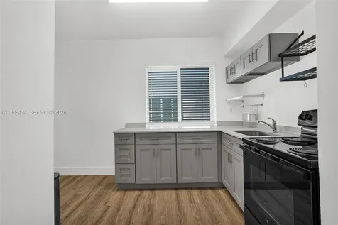 319 80th Street Miami Beach FL 33141