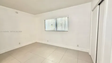 42 SW 14th Street Dania Beach FL 33004