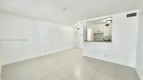 42 SW 14th Street Dania Beach FL 33004