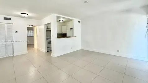 42 SW 14th Street Dania Beach FL 33004