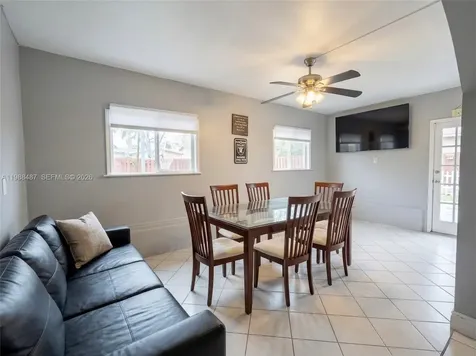 2498 NW 98th Lane Sunrise FL 33322