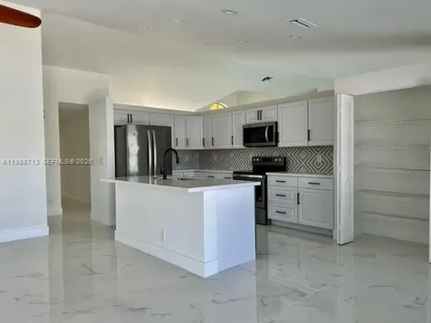 10601 NW 18th Court Plantation FL 33322