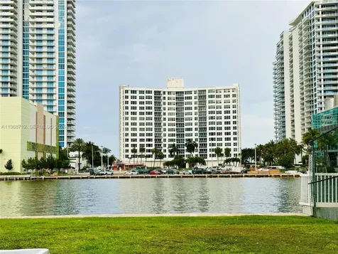 600 E Parkview Drive Hallandale Beach FL 33009
