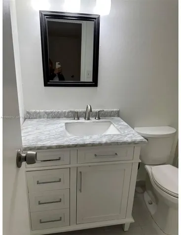 600 E Parkview Drive Hallandale Beach FL 33009