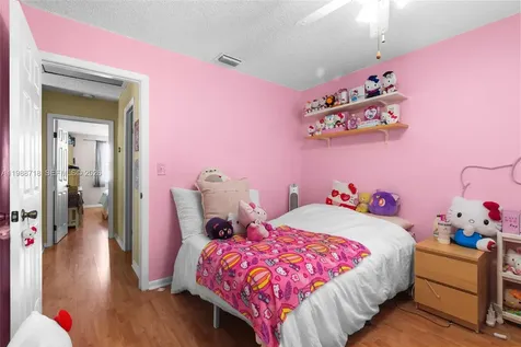 1199 SW 109th Lane Davie FL 33324