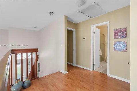 1199 SW 109th Lane Davie FL 33324