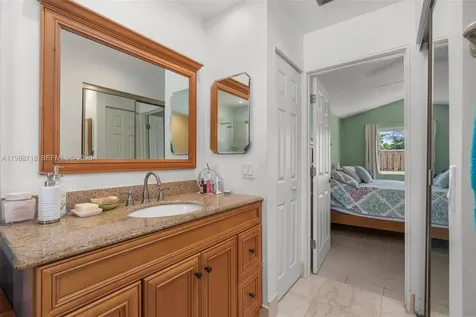 1199 SW 109th Lane Davie FL 33324